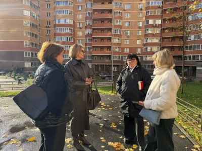Вопросы парковочных мест для бойцов с инвалидностью обсудили на встрече в Ленинском округе