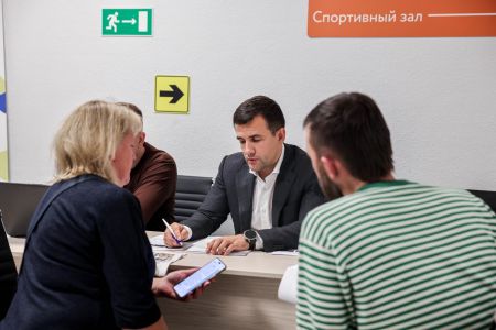Более 150 жителей Ленинского округа приняли участие в выездной администрации