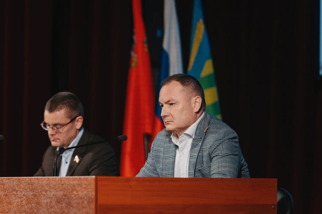Алексей Спасский провел 7 ноября оперативное совещание с руководителями администрации и профильных служб